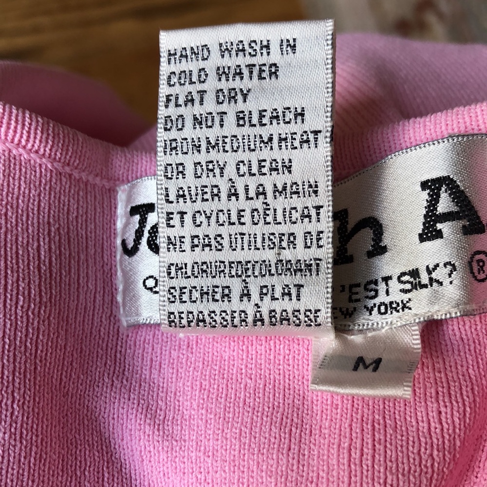 Pink sweater set. - Picture 5 of 6